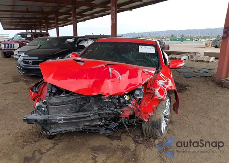 2013 Hyundai Genesis 3.8 Track z USA, uszkodzony, nr VIN KMHHU6KJ8DU108439